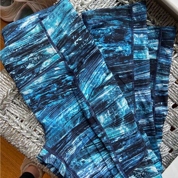 Lululemon Leggings - Picture 1 of 4